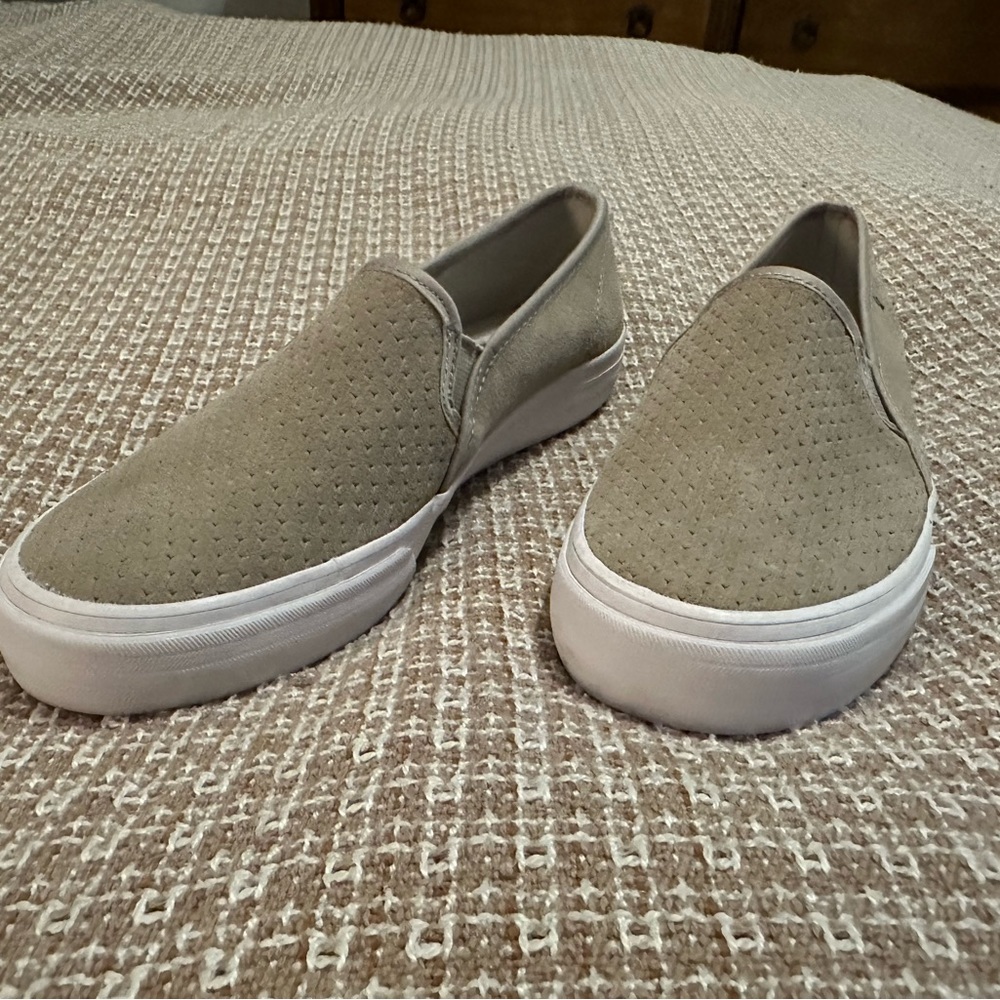 Size 7 Keds